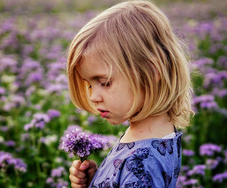 Aromterapija un bērni: kas vecākiem jāzina par ēterisko eļļu lietošanu