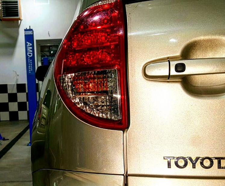 Kāpēc izvēlēties specializētu Toyota un Lexus servisu, nevis vispārēju auto servisu? 