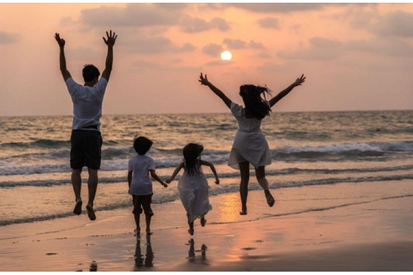 Drošs ceļojums visai ģimenei: kā izvairīties no nepatīkamiem pārsteigumiem