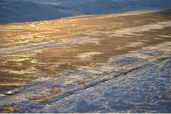 Spēcīgi nokrišņi un apledojums: Vai tavs auto tam ir gatavs?