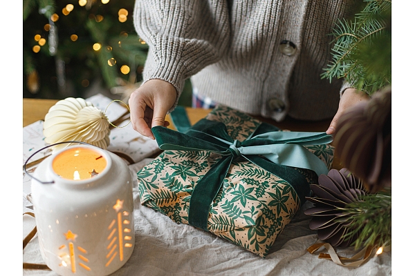 Padomi videi draudzīgai dāvanu saiņošanai