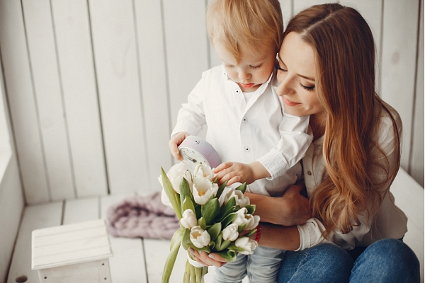 5 sirsnīgas idejas, kā iepriecināt mammu māmiņdienā