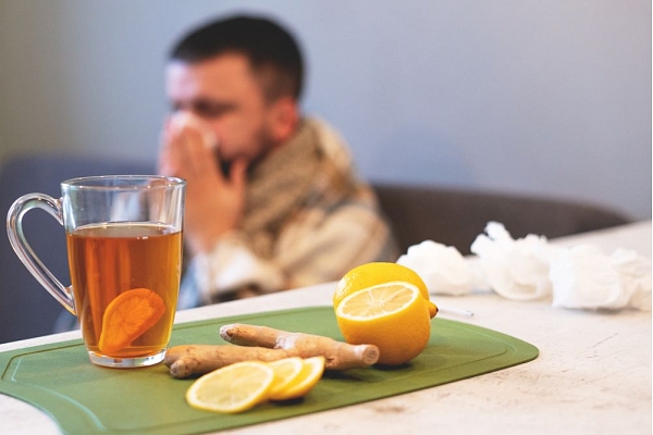 5 zāļu tējas pret saaukstēšanos: kādos gadījumos palīdzēs un kad ievērot piesardzību