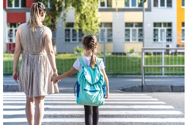 Satraukums un priekpilnas gaidas: Kā palīdzēt bērniem uzsākt mācību gadu?