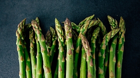 Izbaudi pavasari: sparģeļi tavā ēdienkartē