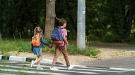 Atpakaļ uz skolu: autovadītāja ceļvedis drošai satiksmei