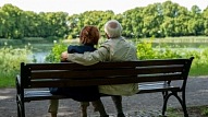 Gudrība no dzīves pieredzes- senioru ieteikumi jauniešiem par draudzību un pasaules iepazīšanu