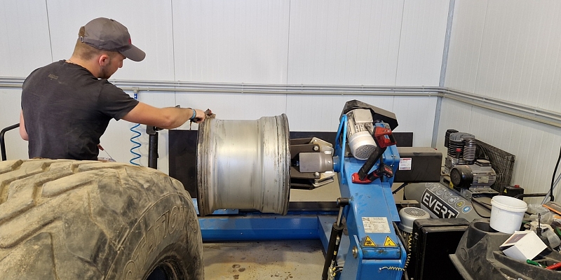 Riepu serviss Saldū