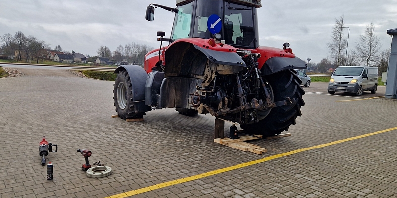 Agro un industriālās tehnikas riepu montāža