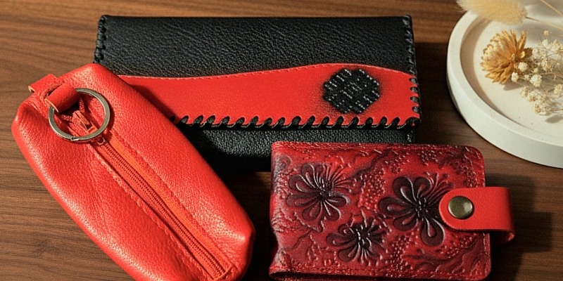 Ādas izstrādājumi