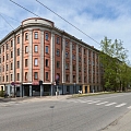 Pirmskara daudzdzīvokļu koka māja