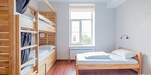 Hostelis