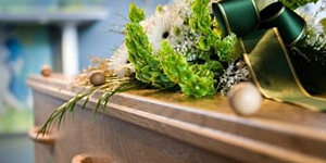 Apbedīšanas piederumi un aksesuāri