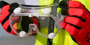 Darba apģērbs un individuālie aizsardzības līdzekļi