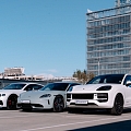 Porsche Cayenne GTS, Bentley Continental GT, Porsche Taycan 4S