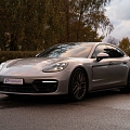 Porsche Panamera 4