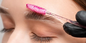 Skropstu un uzacu krāsošana, laminēšana