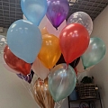 Hēlija balonu pušķis svētkiem