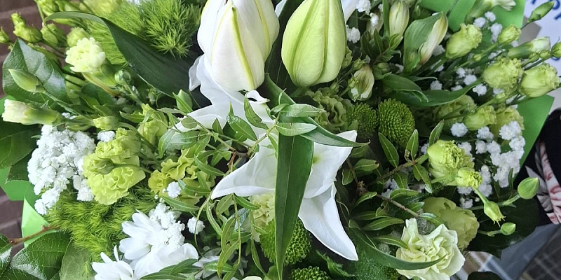 Līgavu pušķi un kāzu floristika